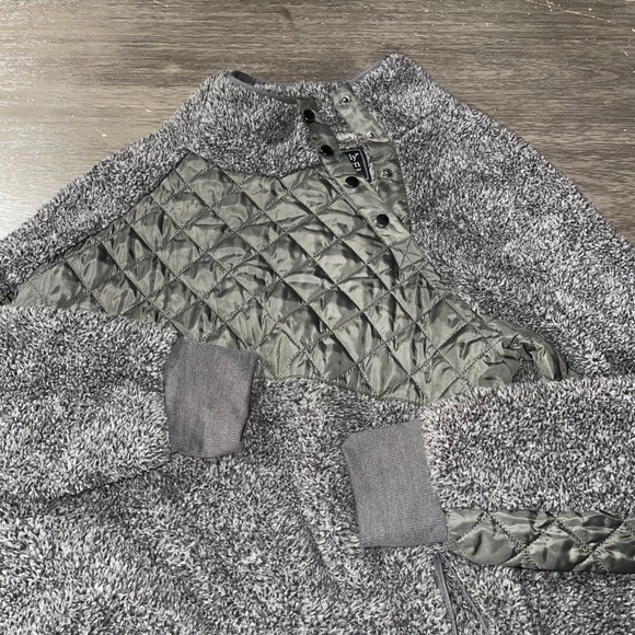Simply Southern Tops - Simply Southern Women M Gray Pullover Fleece Quilted Snap Neck Sweatshirt